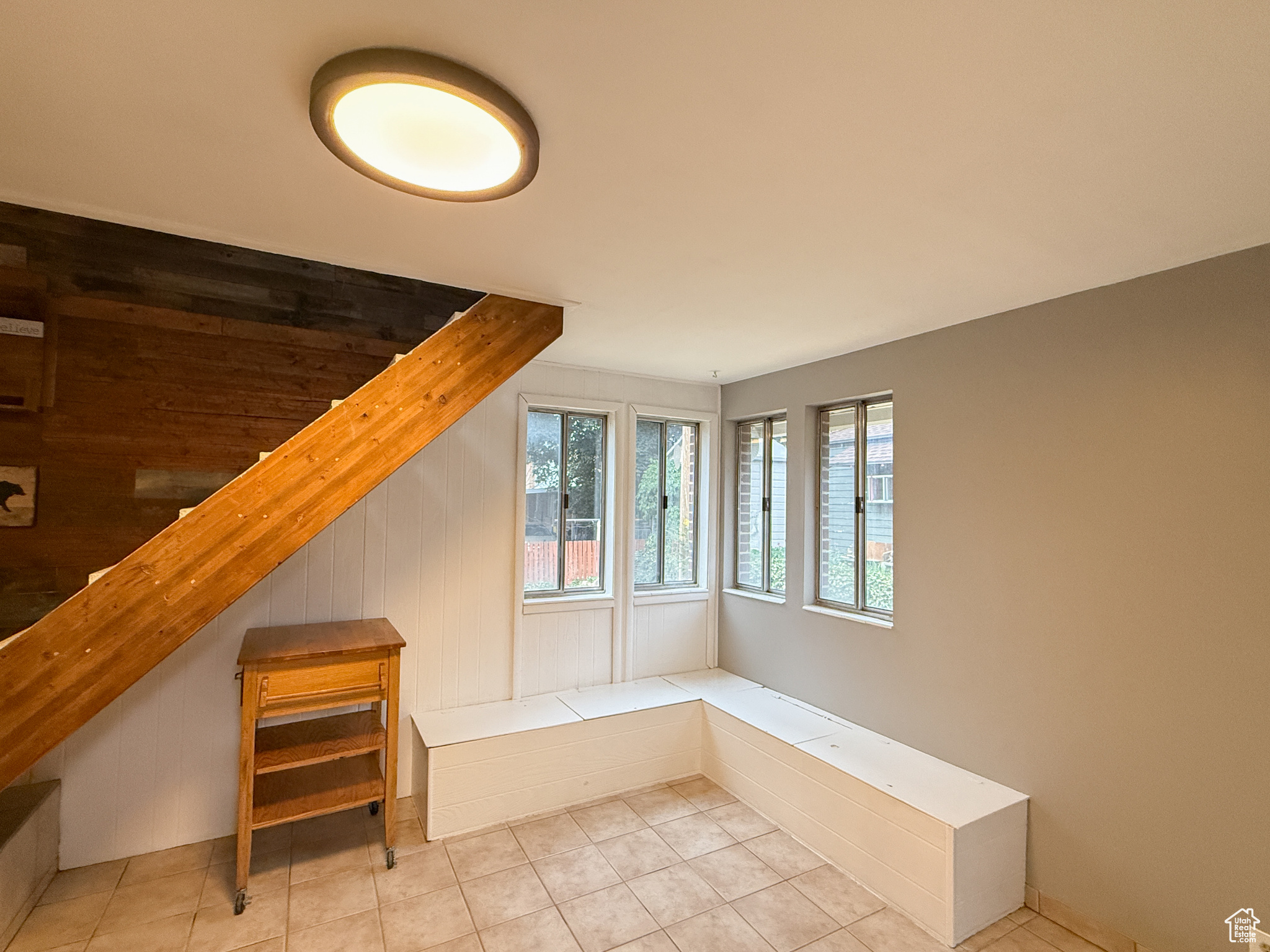 COUNTRY CLUB HEIGHTS - Residential