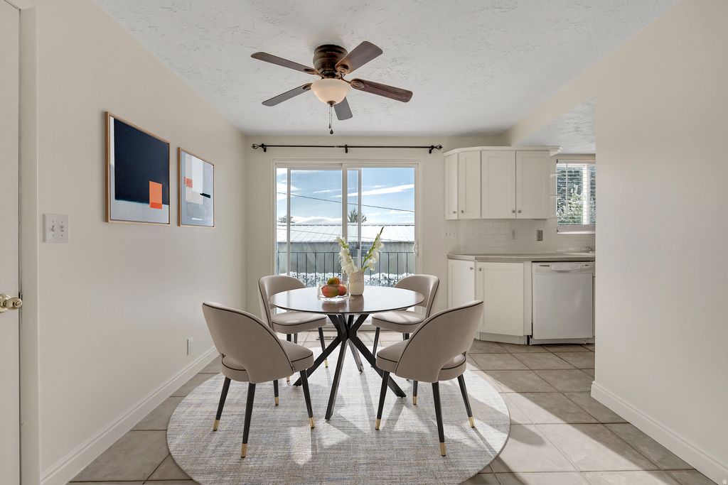 Photo of 3166 S LINDEN St, Bountiful, UT 84010 (MLS # 2154257)