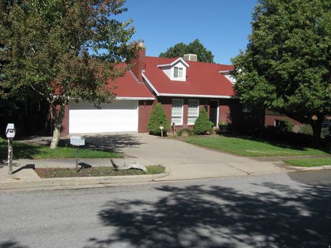 Photo of 3166 S LINDEN St, Bountiful, UT 84010 (MLS # 2154257)