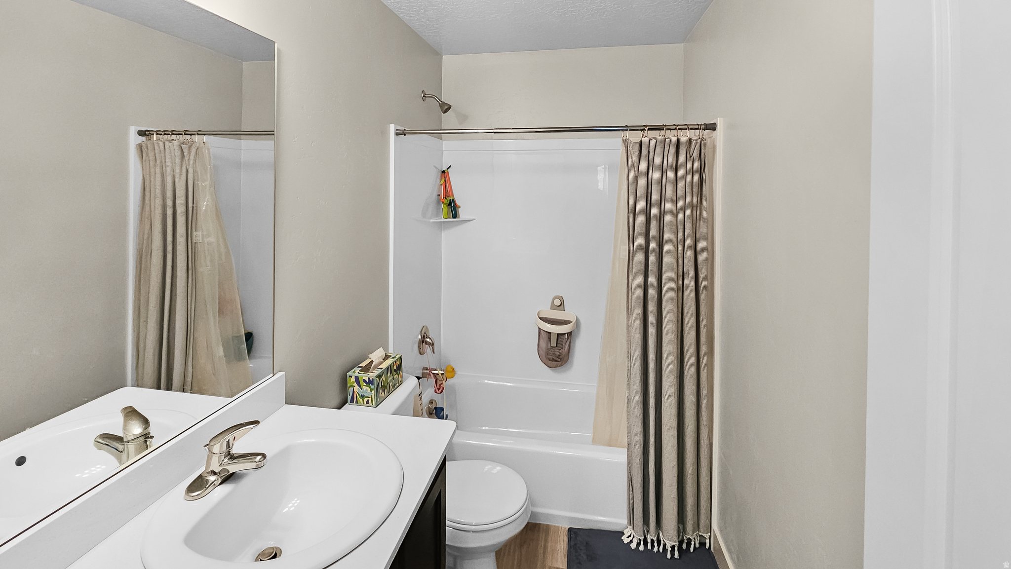 LEGACY TOWNHOMES - Residential