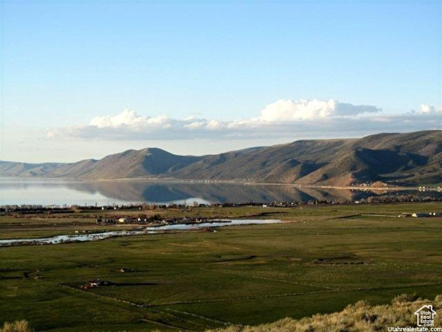 LAST CHANCE PH 1 LOT 8 - Residential