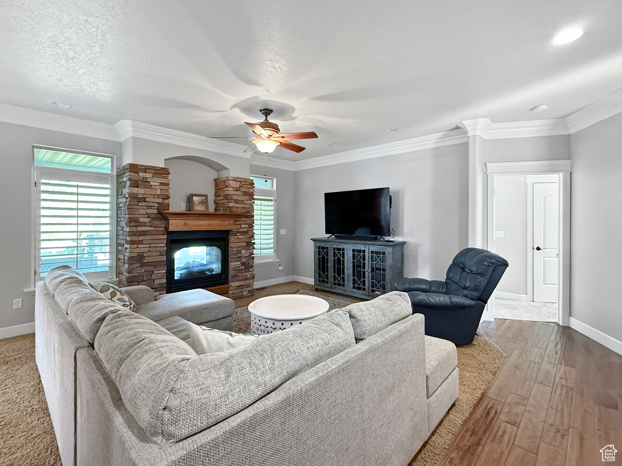 9605 N HWY 38