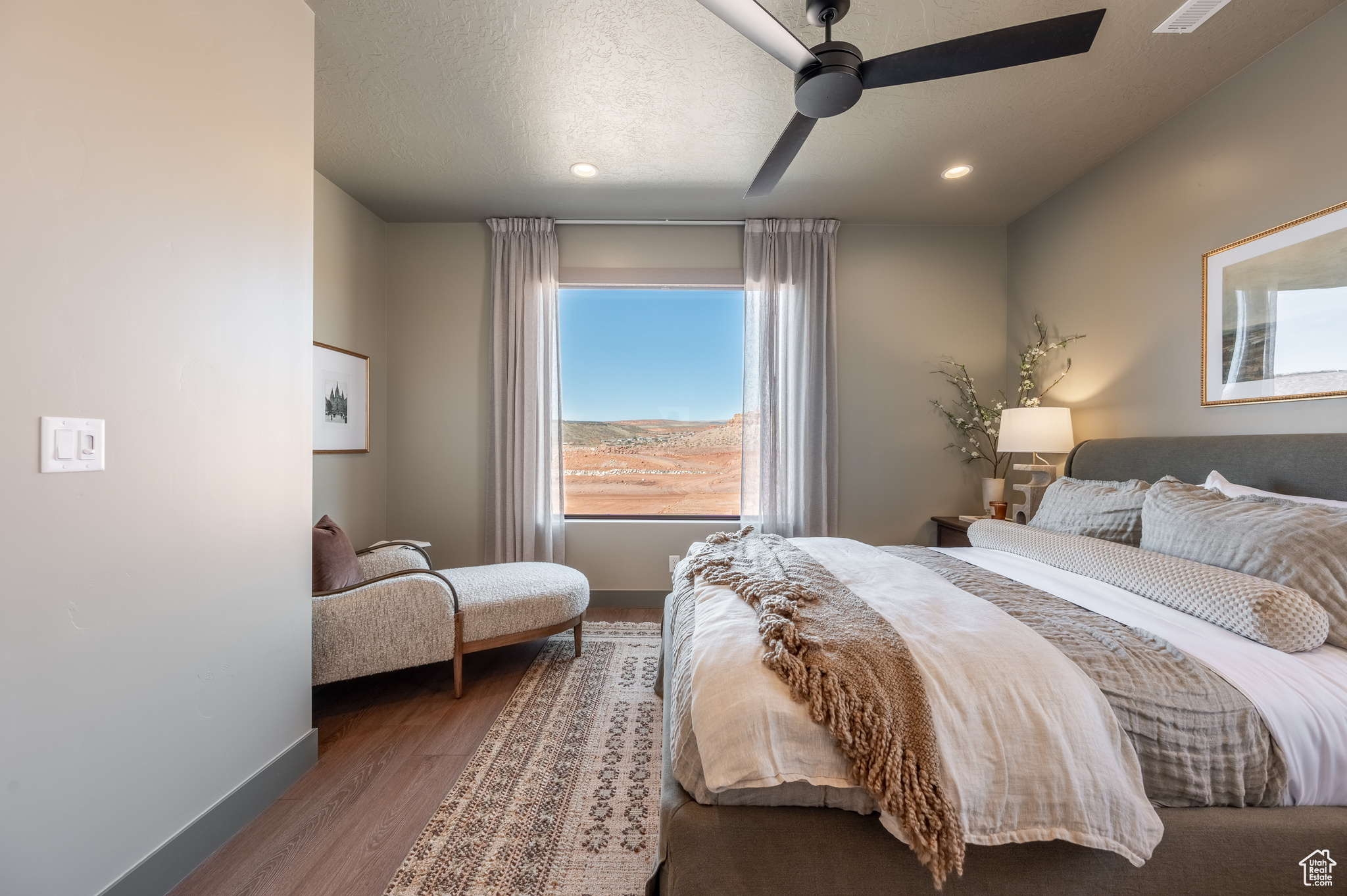 ISLAND AT CORAL CANYON - Residential Income