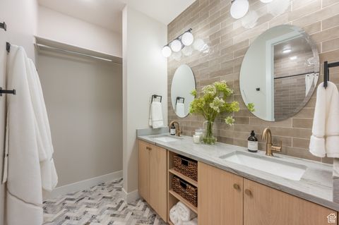 Tiny photo for 1409 PUESTA DEL SOL LN N #47, Washington, UT 84780 (MLS # 2115017)