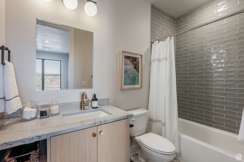 Tiny photo for 1409 PUESTA DEL SOL LN N #47, Washington, UT 84780 (MLS # 2115017)