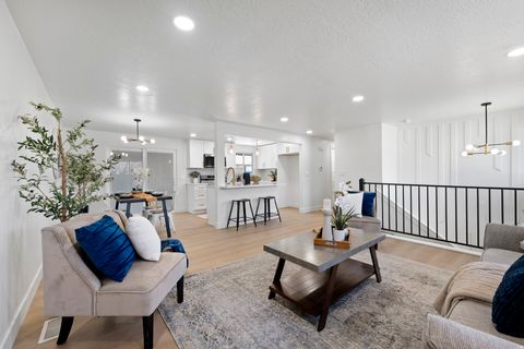 Tiny photo for 4183 S FINAIR DR, West Valley City, UT 84120 (MLS # 2128856)