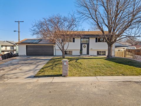 Tiny photo for 4183 S FINAIR DR, West Valley City, UT 84120 (MLS # 2128856)
