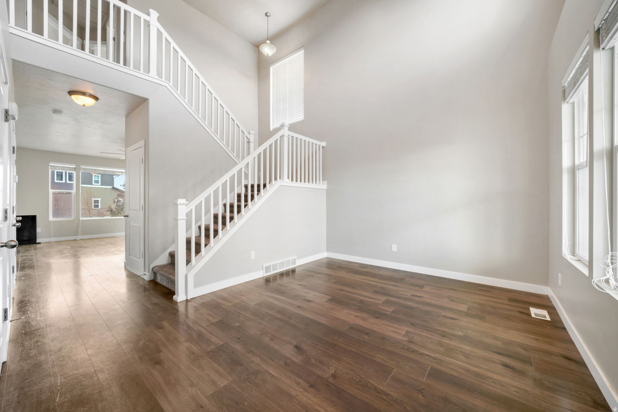 RIVER HEIGHTS - Residential