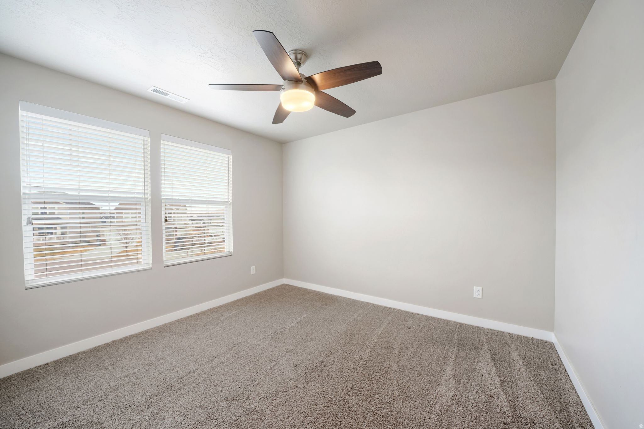 RIVER HEIGHTS - Residential