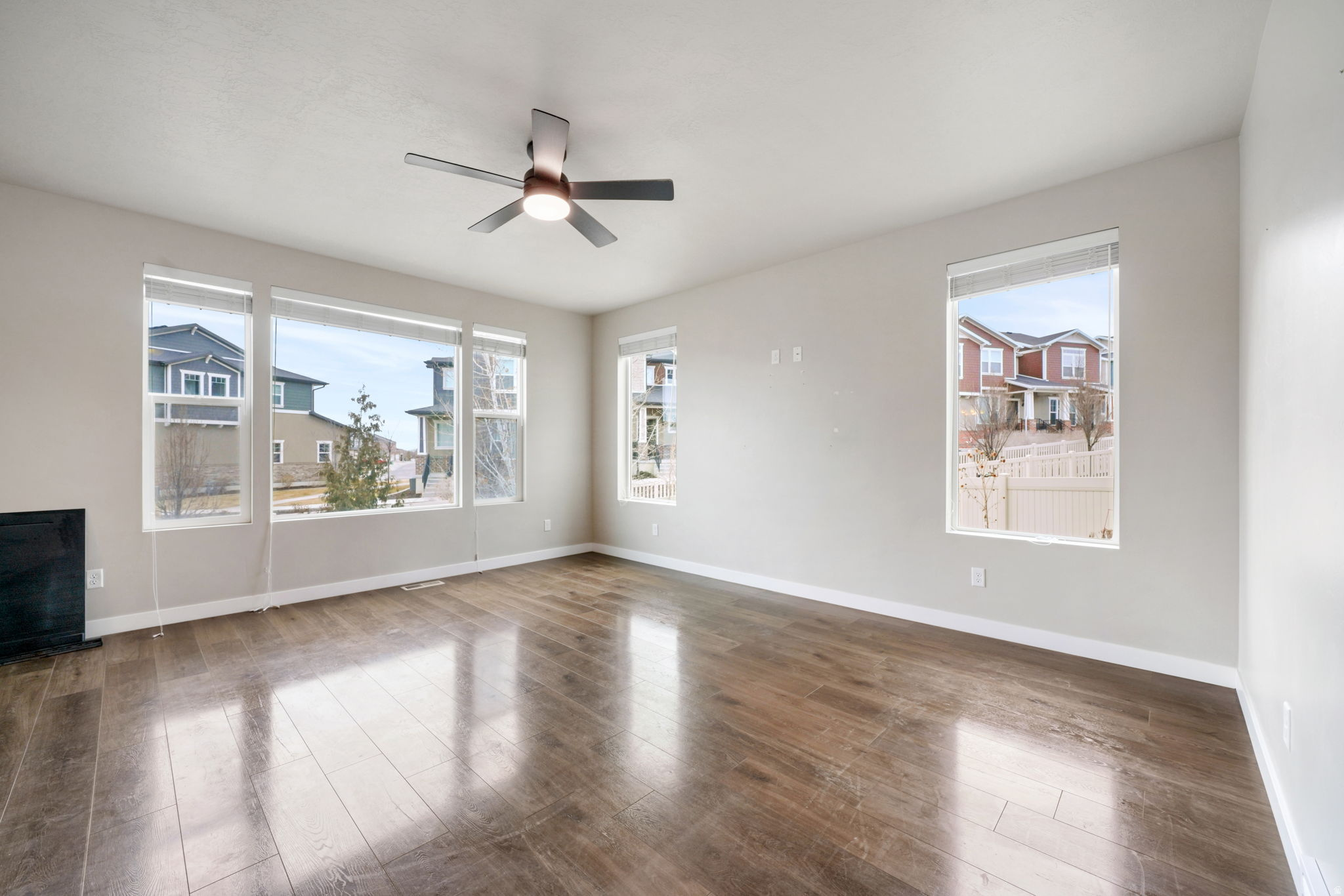 RIVER HEIGHTS - Residential