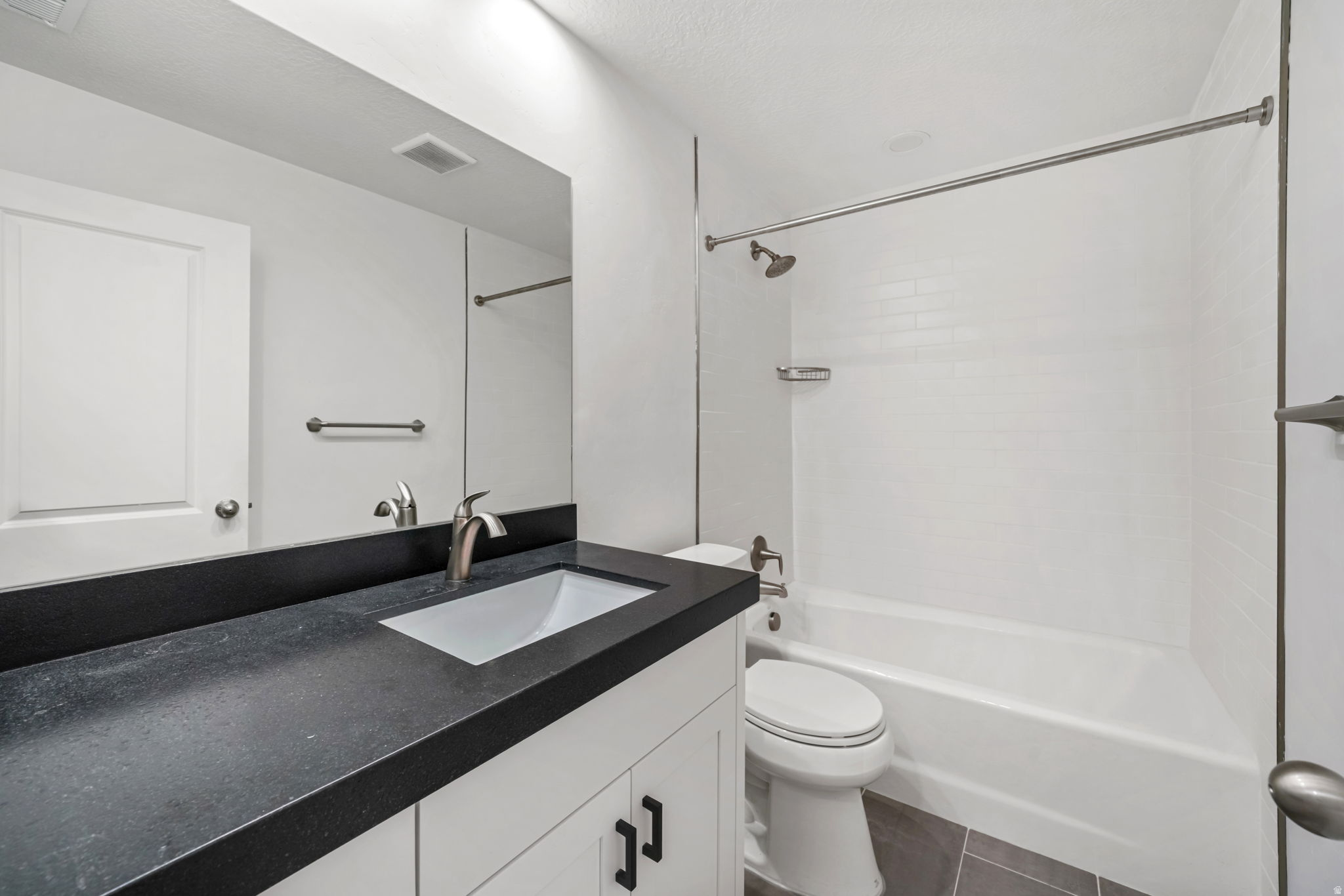 RIVER HEIGHTS - Residential