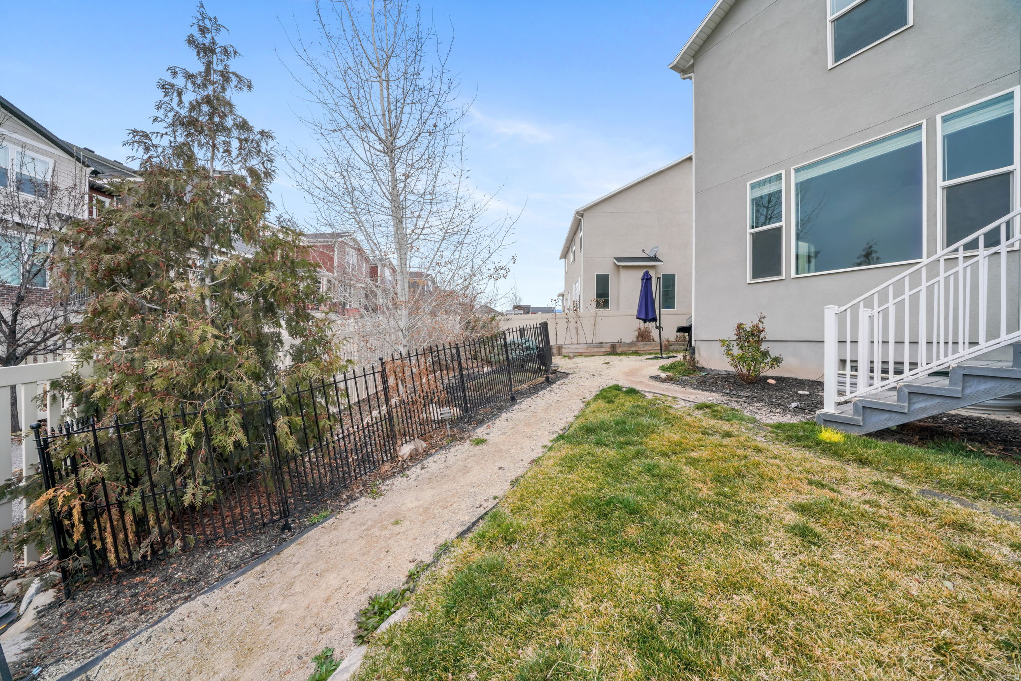 RIVER HEIGHTS - Residential