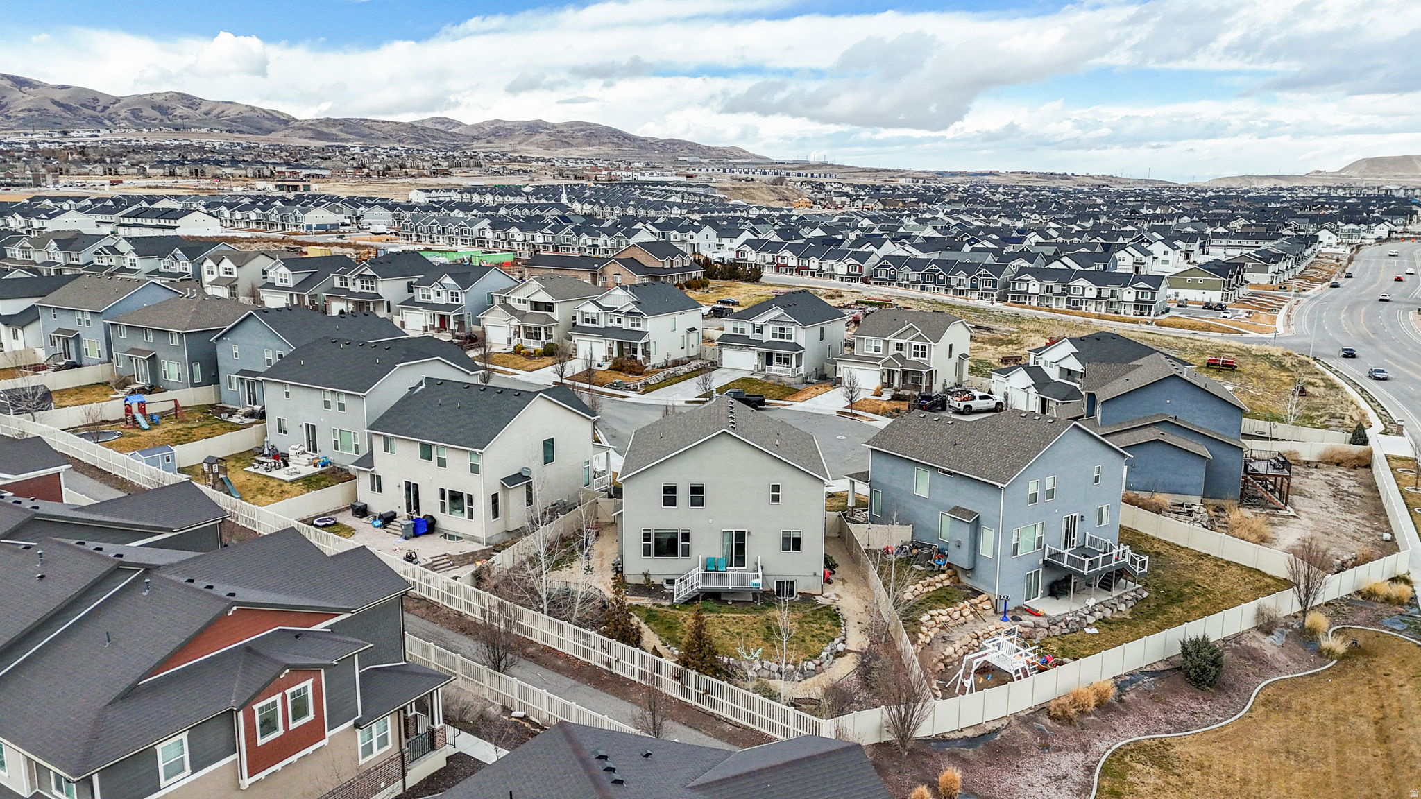 RIVER HEIGHTS - Residential