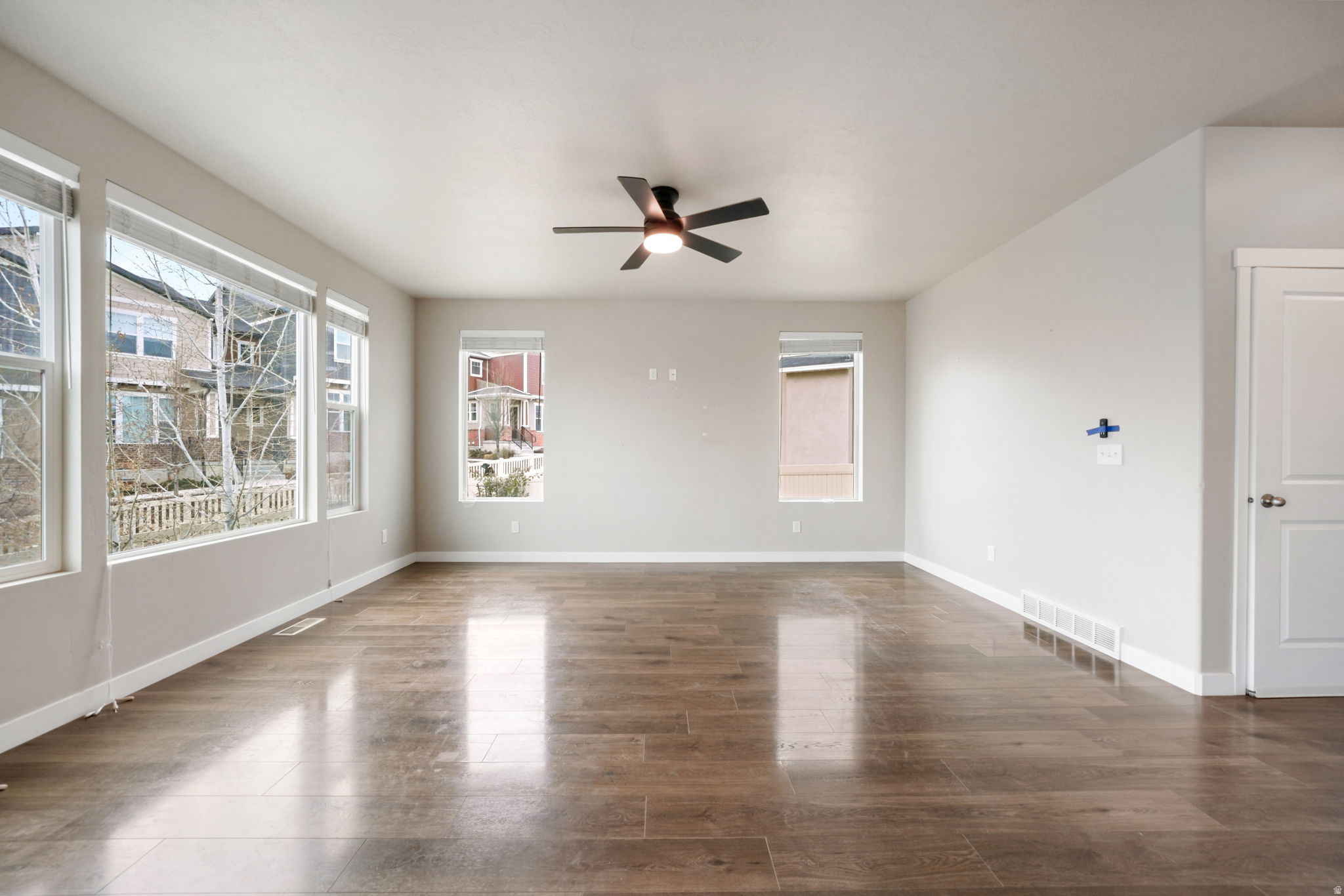 RIVER HEIGHTS - Residential