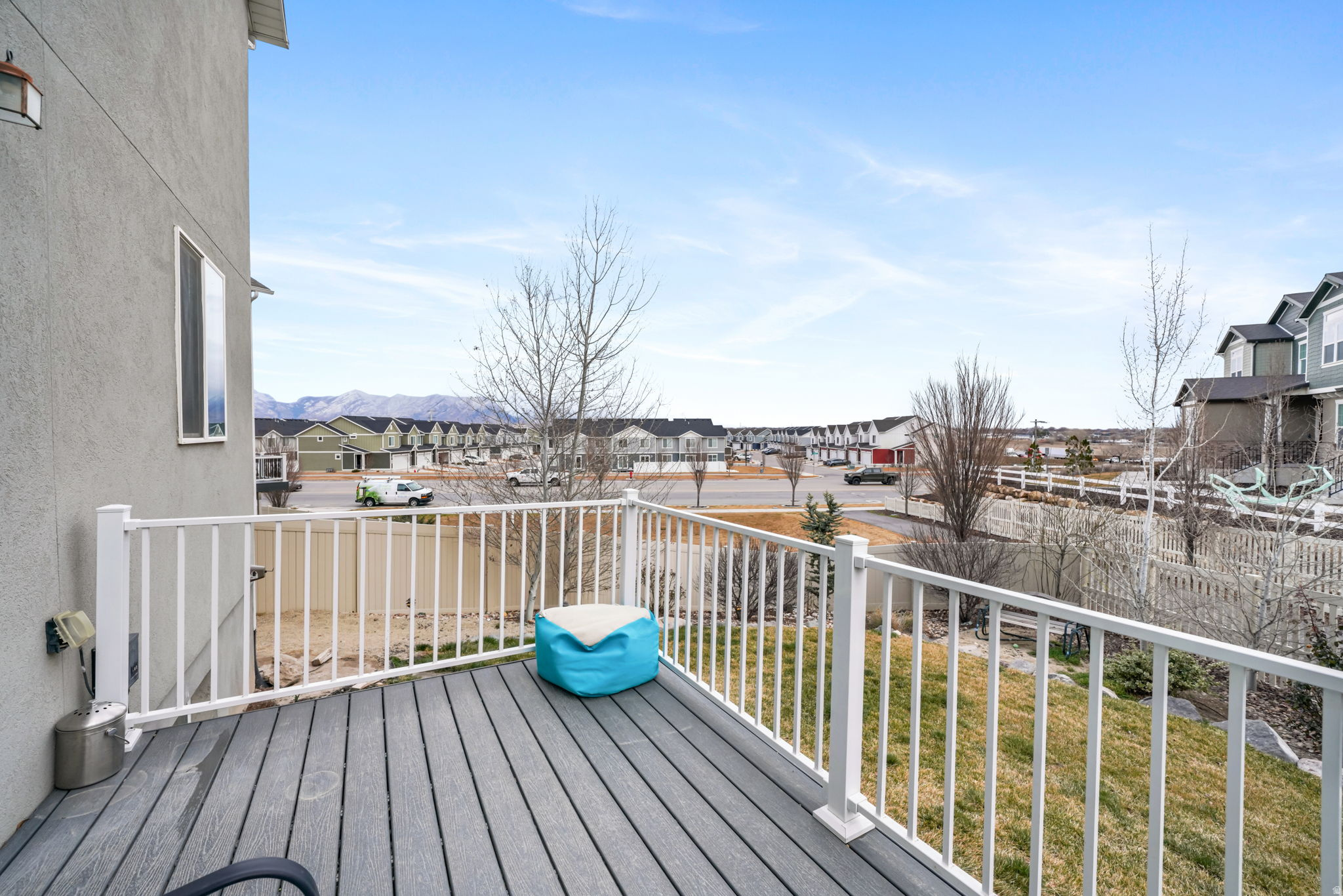 RIVER HEIGHTS - Residential