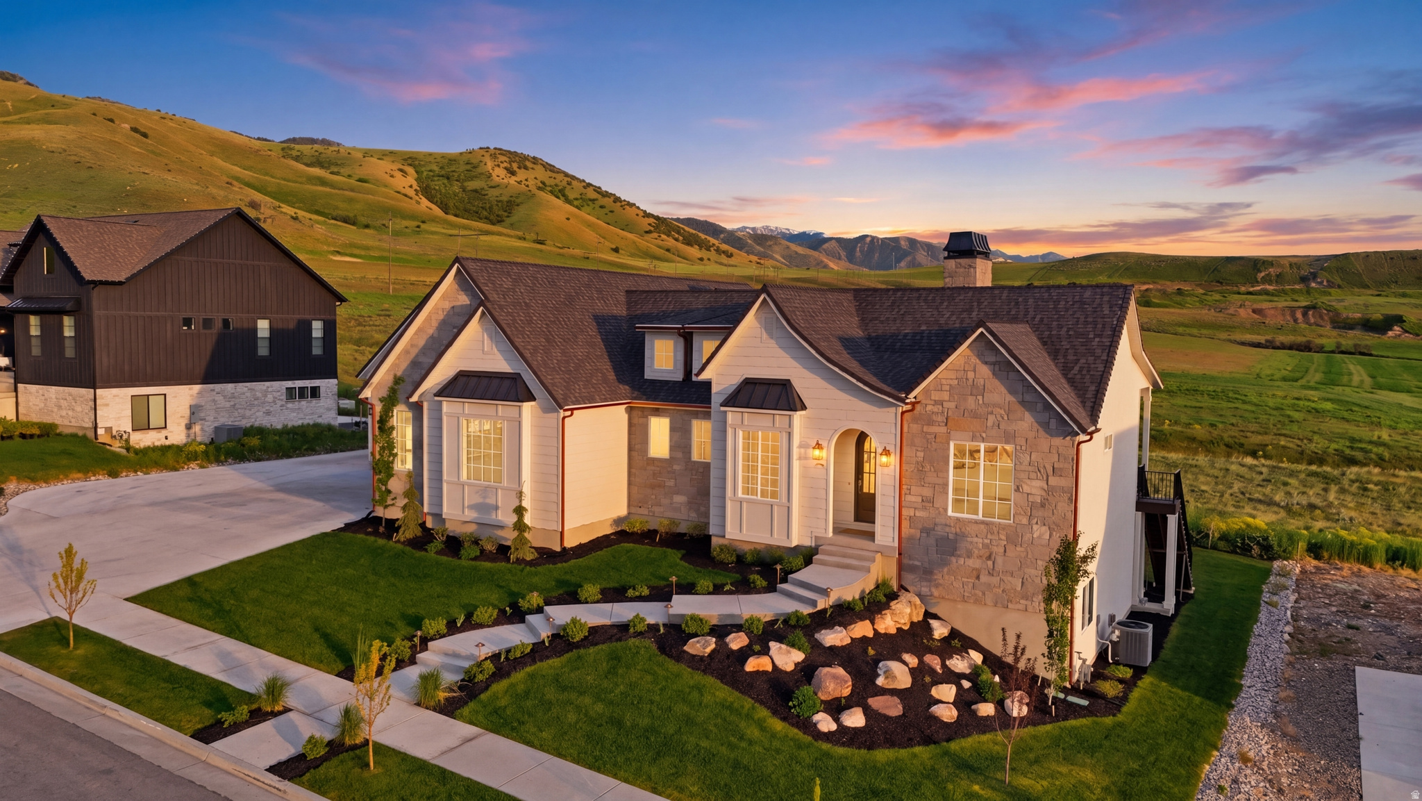VISTAS AT DRY CANYON - Residential