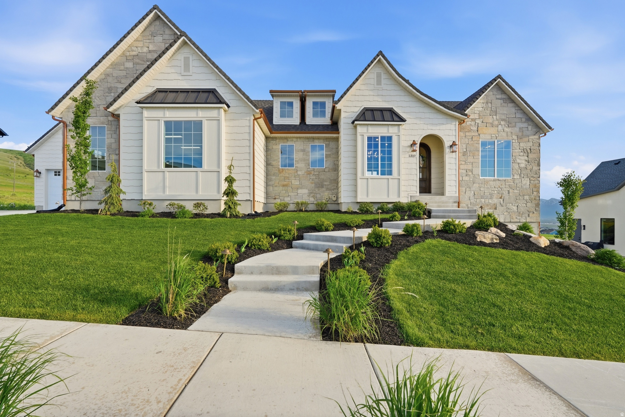 VISTAS AT DRY CANYON - Residential