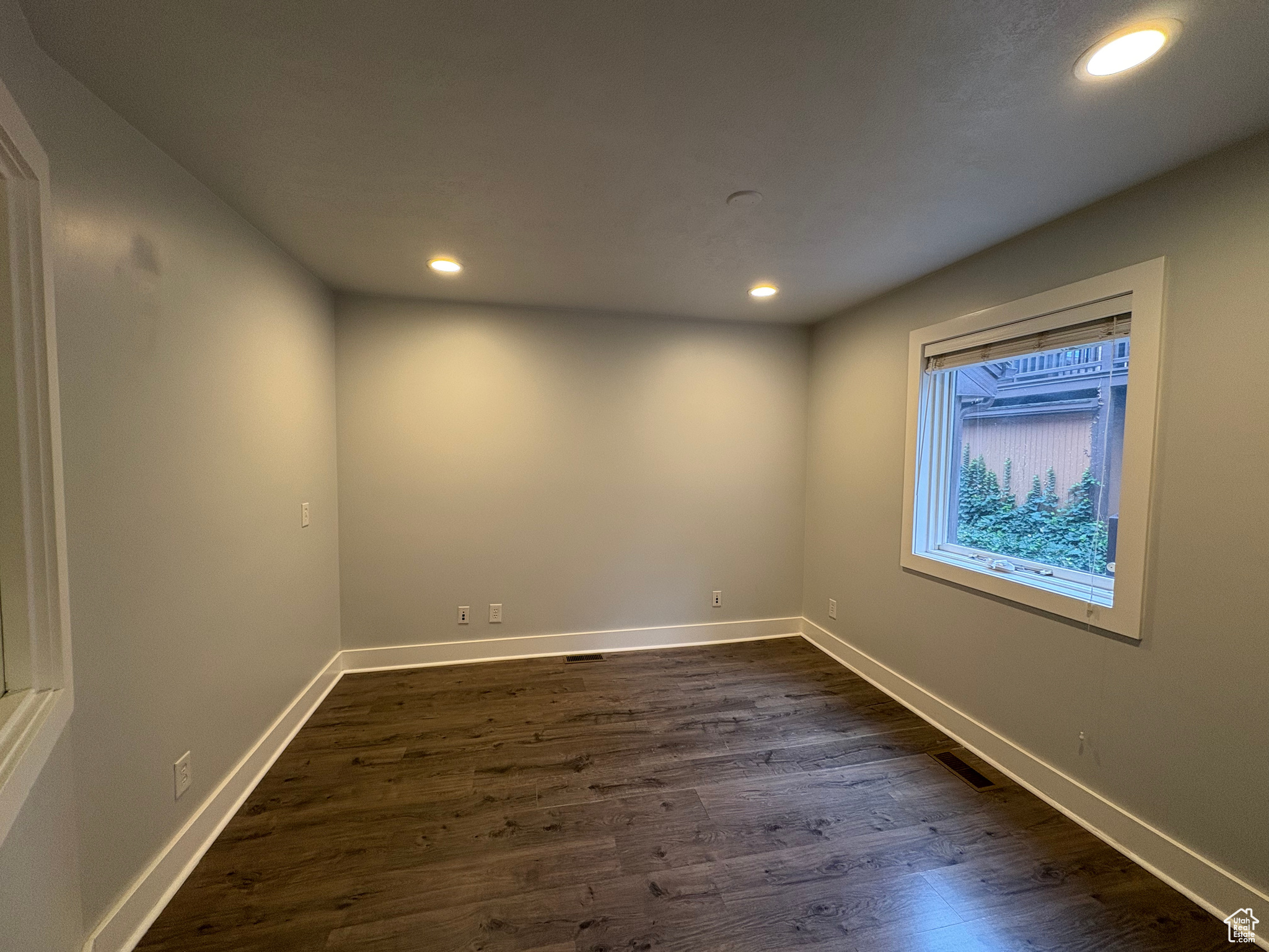 COTTONTREE SQUARE AMENDED CONDO - Commercial Sale