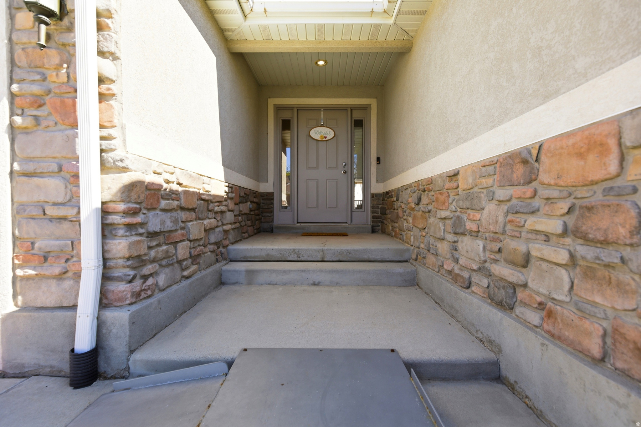 OAKS AT JORDAN HILLS - Residential