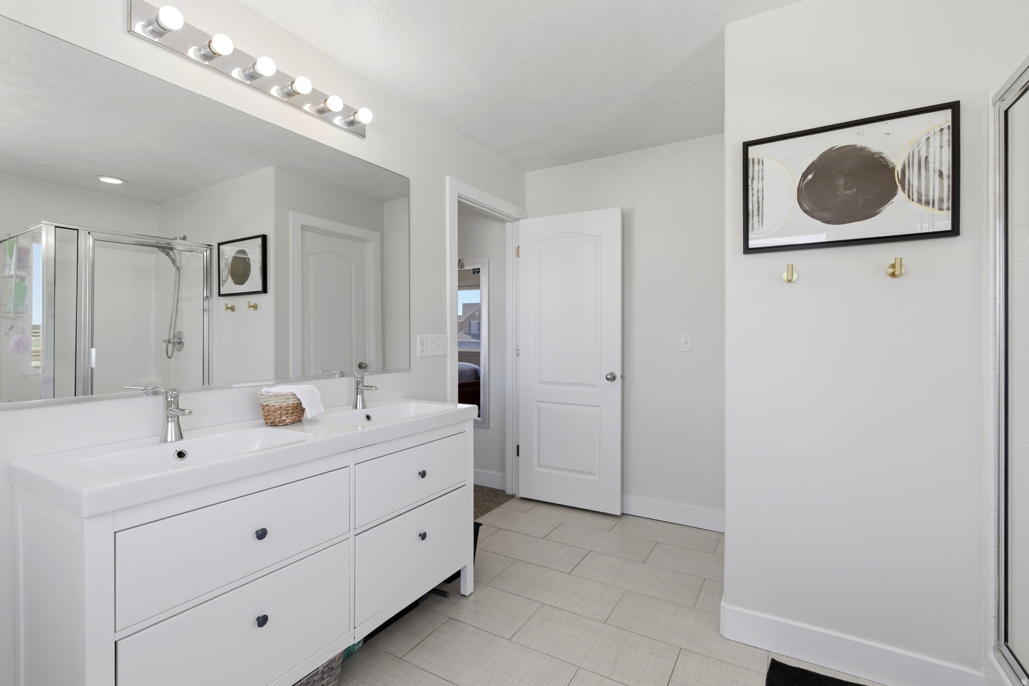 OAKS AT JORDAN HILLS - Residential