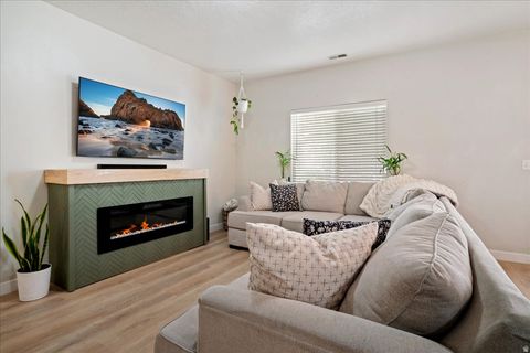Tiny photo for 371 S 790 W, Pleasant Grove, UT 84062 (MLS # 2150622)