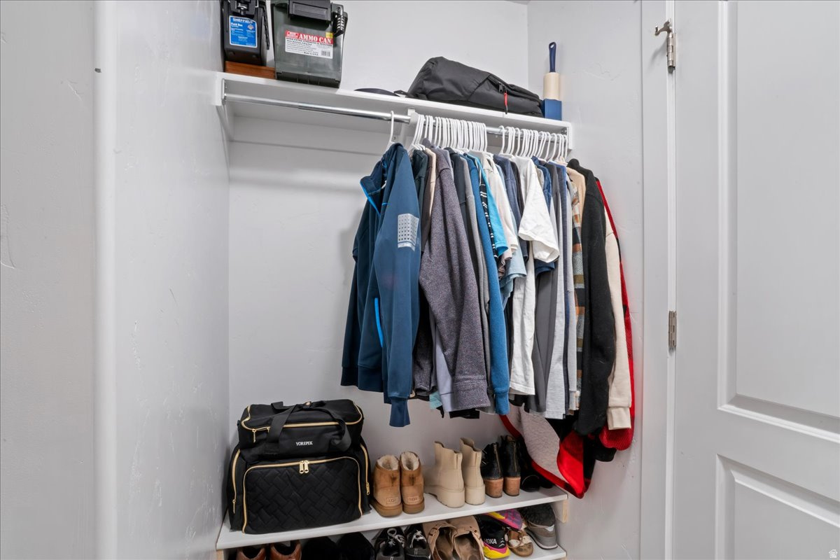 VILLAS AT MAPLEWOOD - Residential