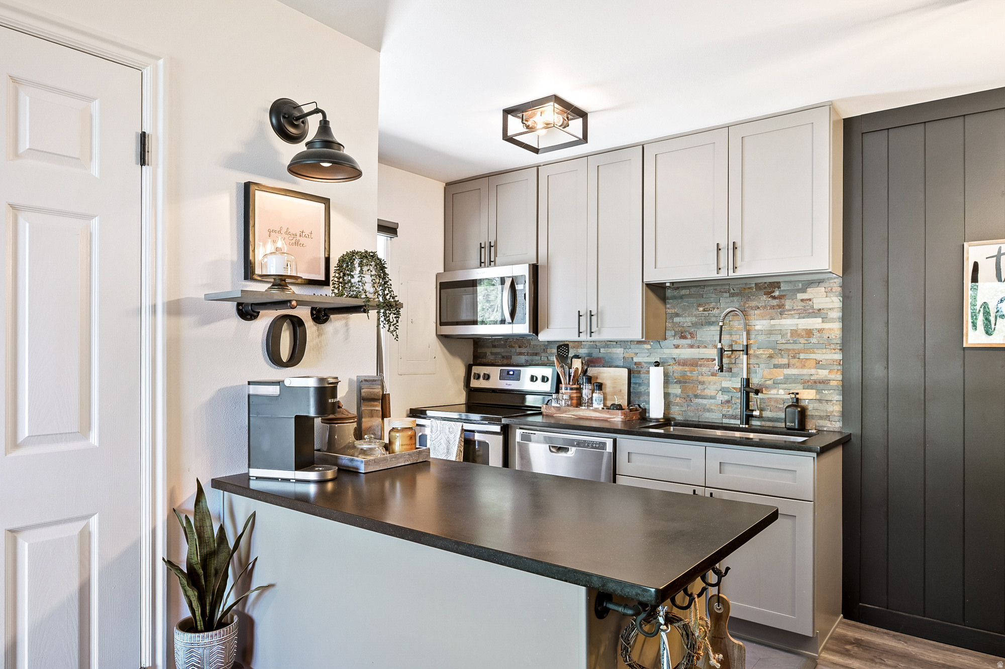 CEDAR VILLAGE CONDOMINIUMS - Residential