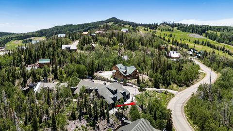 Tiny photo for 286 W EAGLES ROOST ST #C104, Brian Head, UT 84719 (MLS # 2121179)