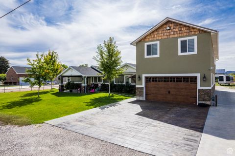 Photo of 331 W 1500 S, Vernal, UT 84078 (MLS # 2112976) Photo of 331 W 1500 S, Vernal, UT 84078 (MLS # 2112976)