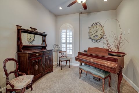 Tiny photo for 2030 N RESERVE PKWY, Washington, UT 84780 (MLS # 2135516)