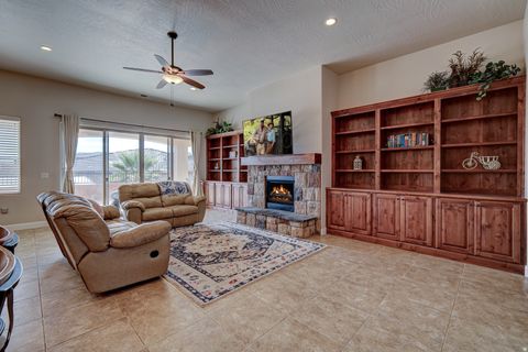 Tiny photo for 2030 N RESERVE PKWY, Washington, UT 84780 (MLS # 2135516)