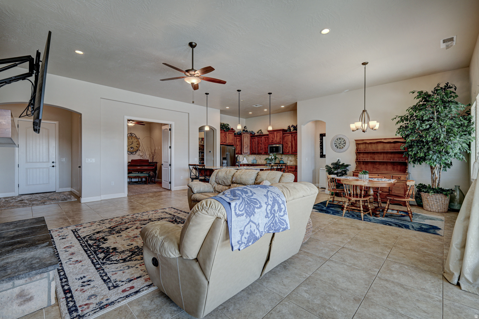 RESERVE AT GREEN SPRING PH 1 - Residential