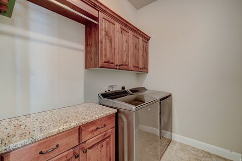 Tiny photo for 2030 N RESERVE PKWY, Washington, UT 84780 (MLS # 2135516)