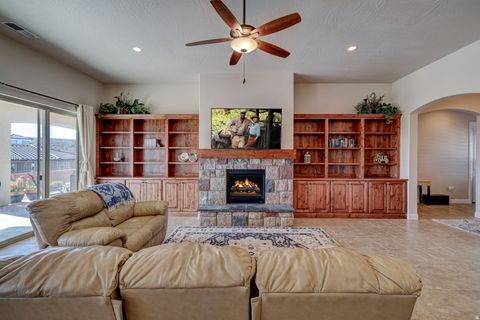 Tiny photo for 2030 N RESERVE PKWY, Washington, UT 84780 (MLS # 2135516)