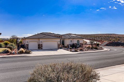 Tiny photo for 2030 N RESERVE PKWY, Washington, UT 84780 (MLS # 2135516)