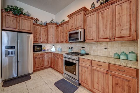 Tiny photo for 2030 N RESERVE PKWY, Washington, UT 84780 (MLS # 2135516)