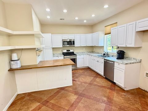 Tiny photo for 326 W 400 N, La Verkin, UT 84745 (MLS # 2158521)
