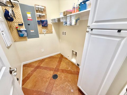 Tiny photo for 326 W 400 N, La Verkin, UT 84745 (MLS # 2158521)