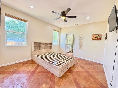 Tiny photo for 326 W 400 N, La Verkin, UT 84745 (MLS # 2158521)