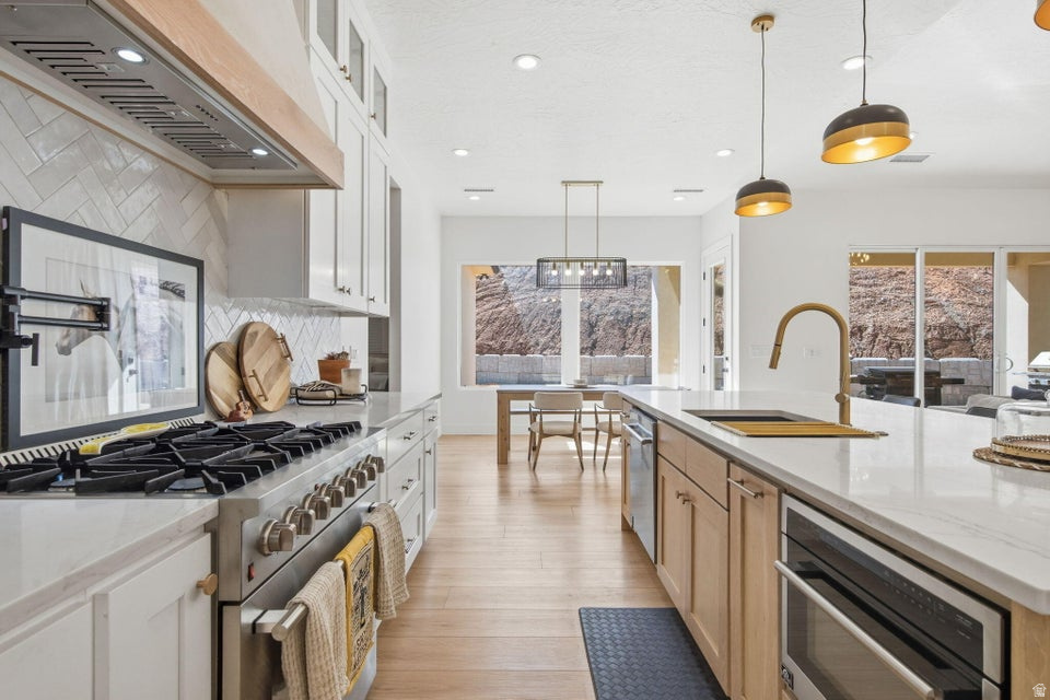 SCENIC SUNRISE PH 4 - Residential