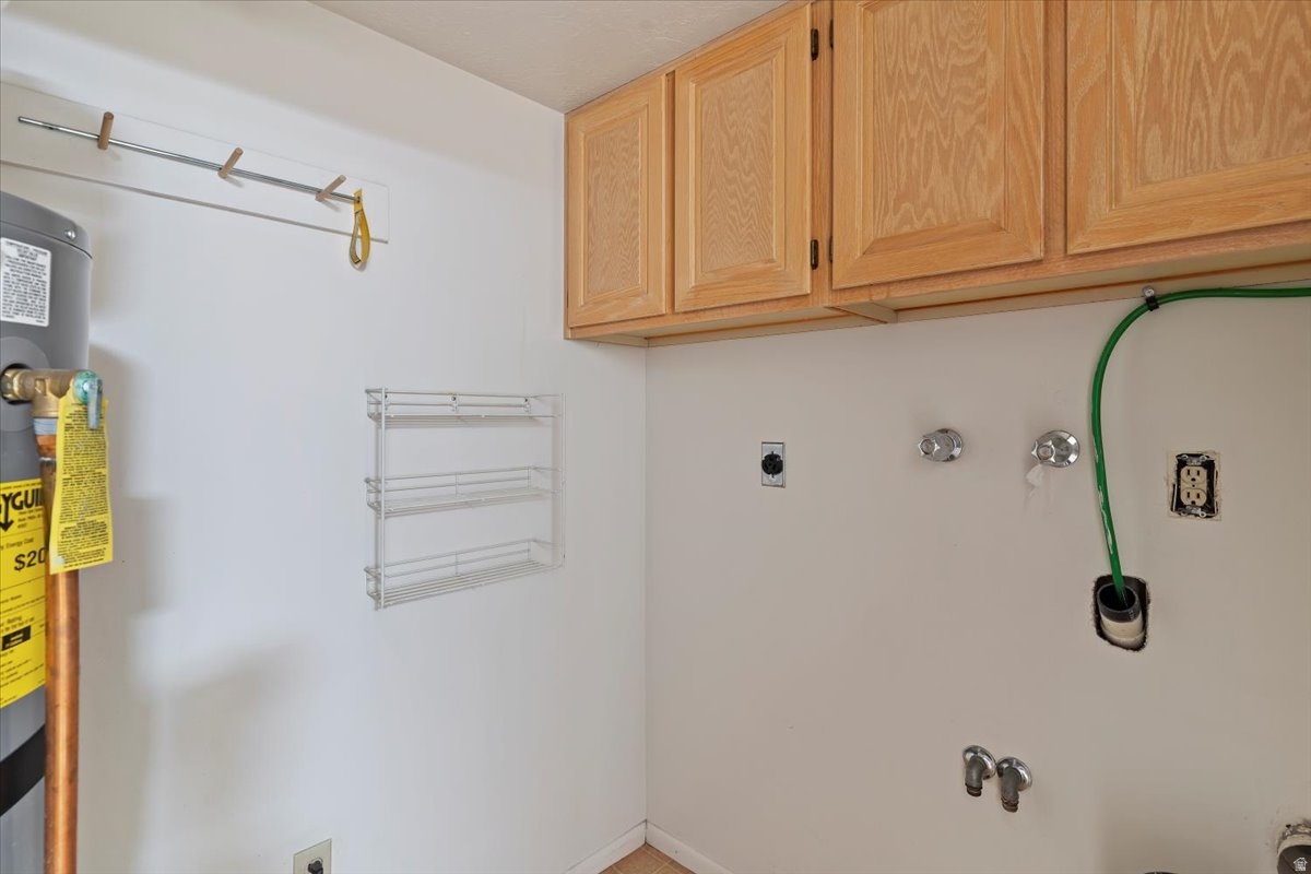 WHITE BARN - Residential Income