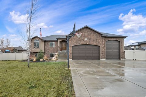 Photo of 2809 W 2175 N, Plain City, UT 84404 (MLS # 2136778)