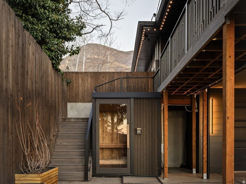 ST MARY HILL - Residential