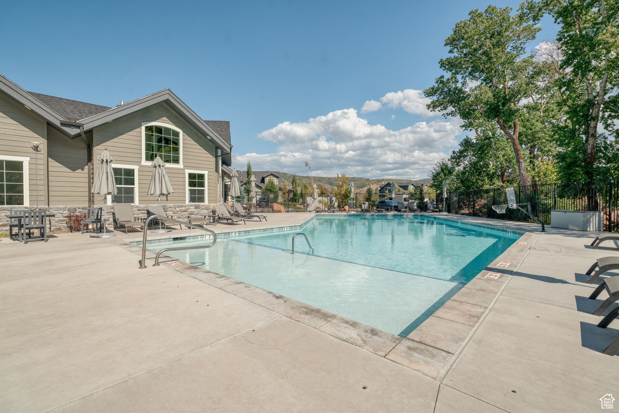 QUARRY SPRINGS - Residential