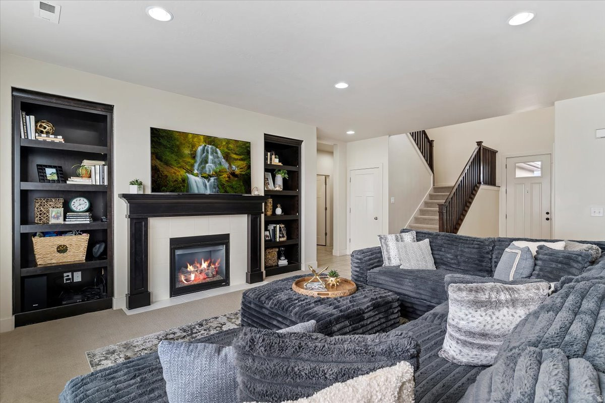 FOXBORO NORTH - Residential