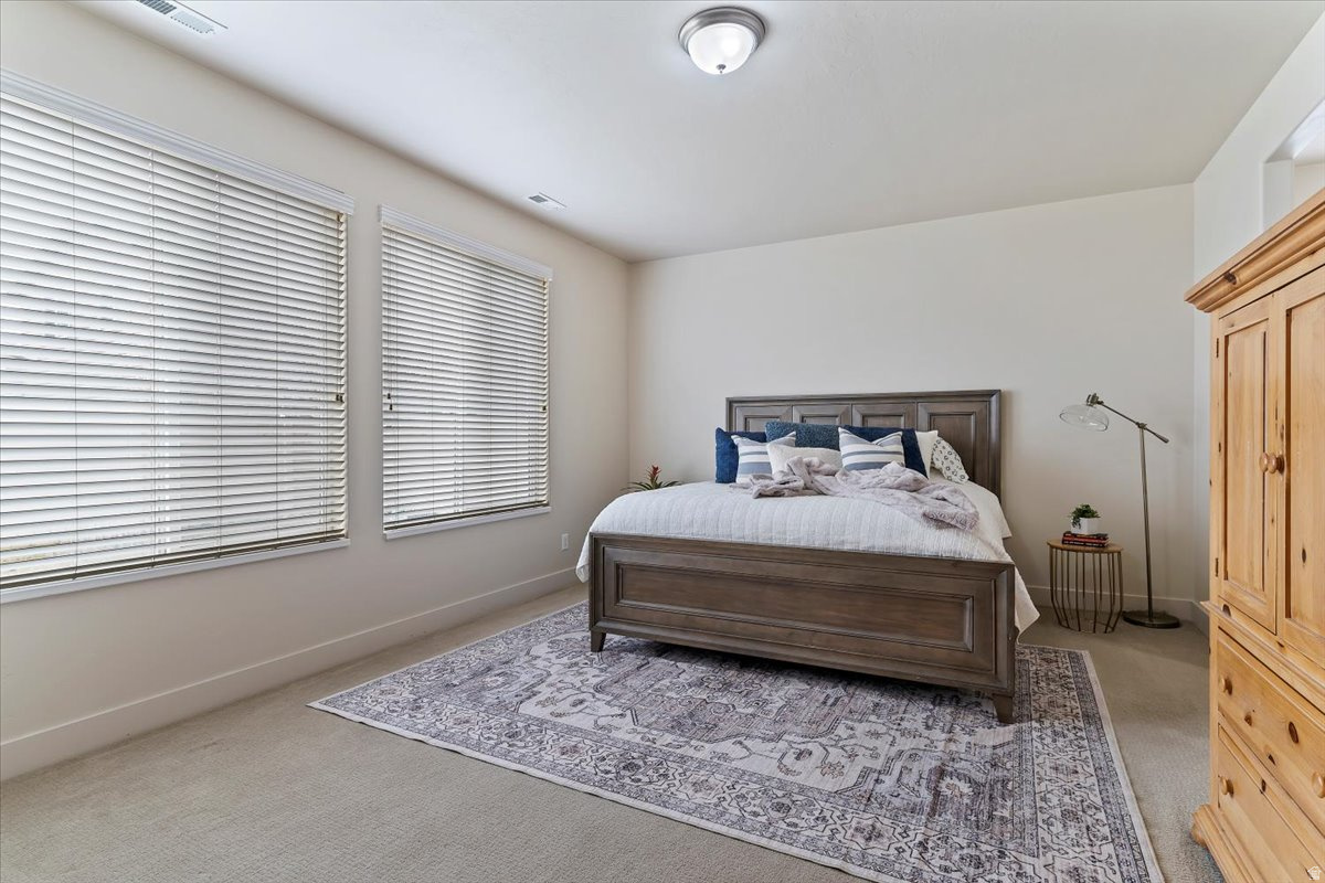 FOXBORO NORTH - Residential