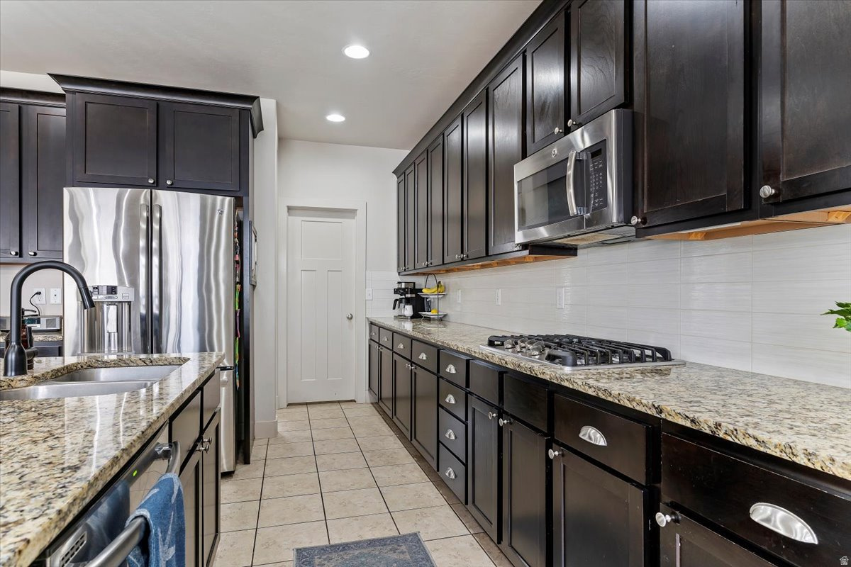 FOXBORO NORTH - Residential