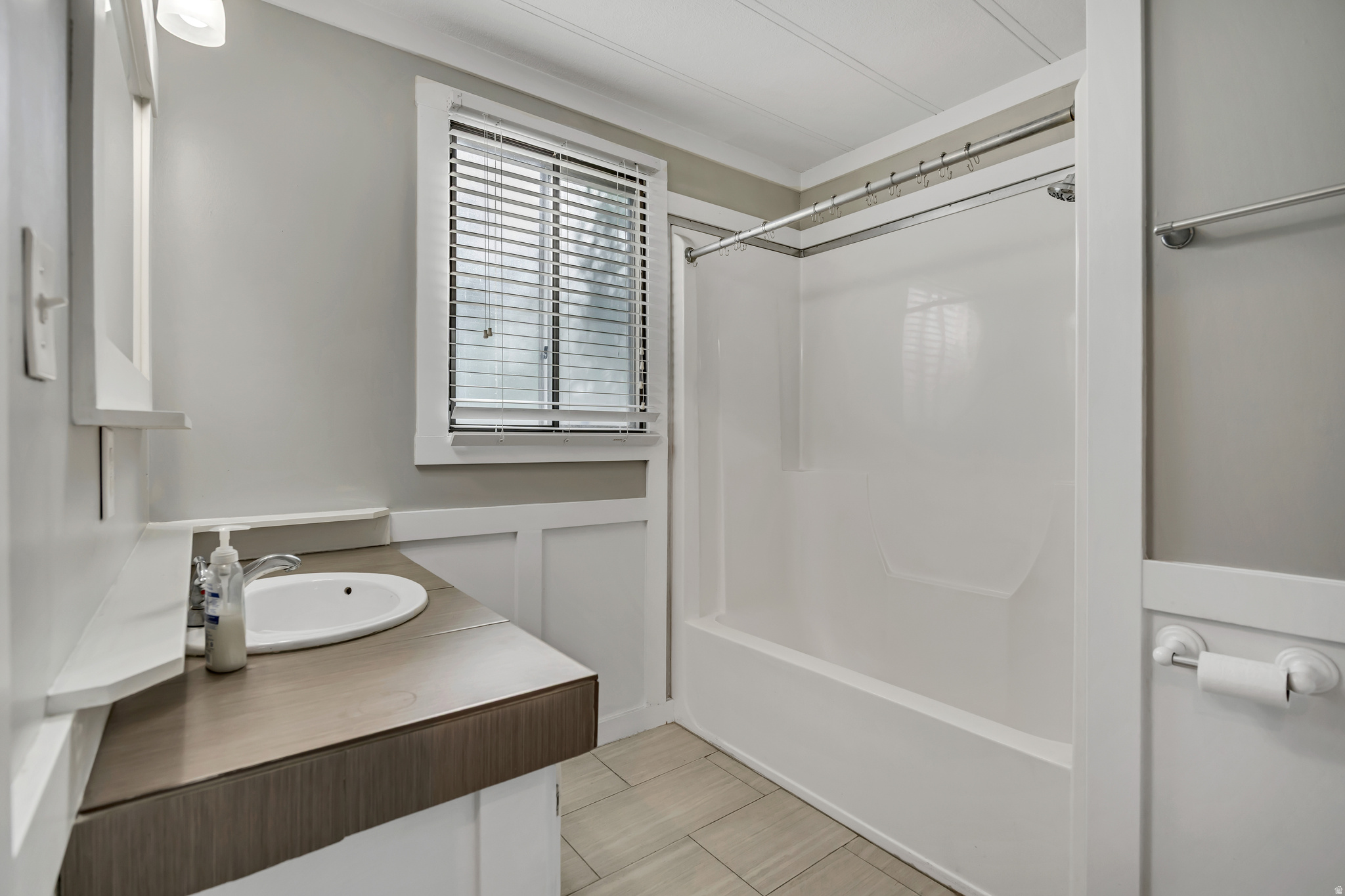 MAJESTIC OAKS - Residential