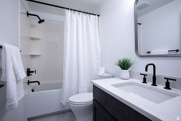 HILLSIDE PASEO - Residential