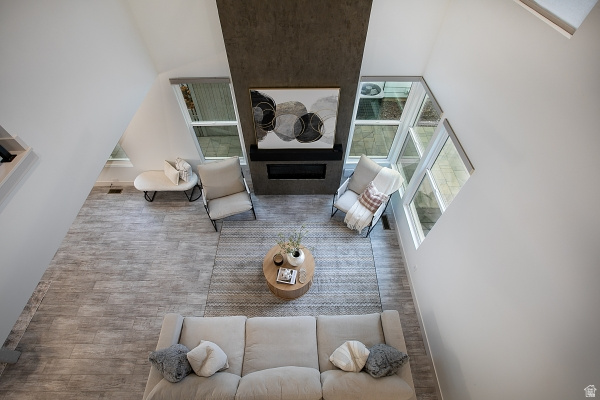 HILLSIDE PASEO - Residential